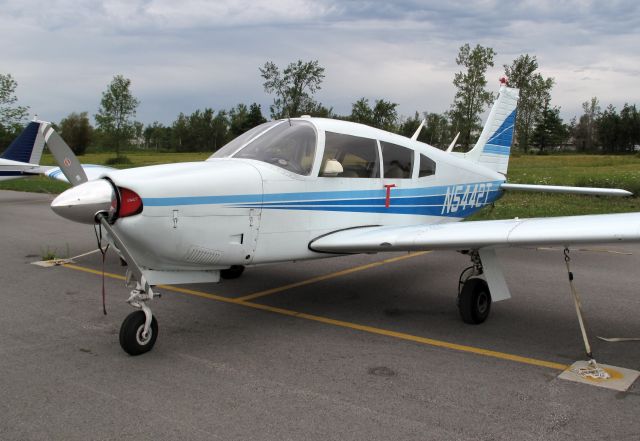 Piper Cherokee Arrow (N5442T)