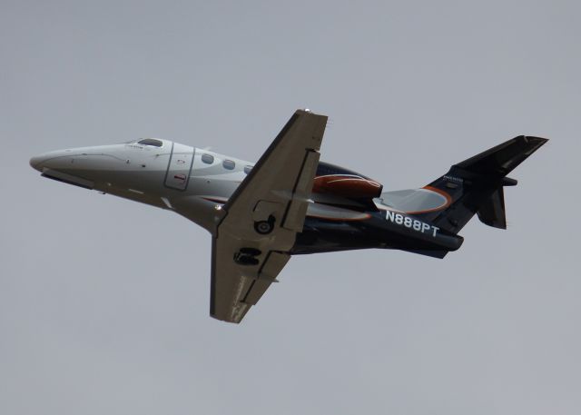 Embraer Phenom 100 (N888PT) - At Downtown Shreveport.