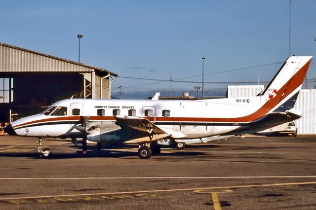 GIPPSLAND GA-8 Airvan (VH-KIQ) - COUNTRY COURIER SERVICES - EMBRAER EMB-110P1 BANDEIRANTE - REG : VH-KIQ (CN 110222) - CAIRNS QLD. AUSTRALIA - YBCS (27/6/1986) 35MM SLIDE SCANNED WITH A EPSON PERFECTION V700 FLATBED SCANNER.