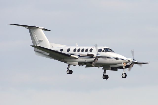 Beechcraft Super King Air 200 (N2883)