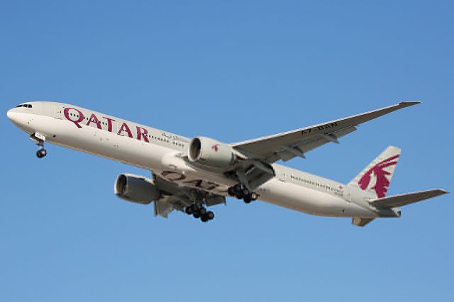 BOEING 777-300ER (A7-BAN)