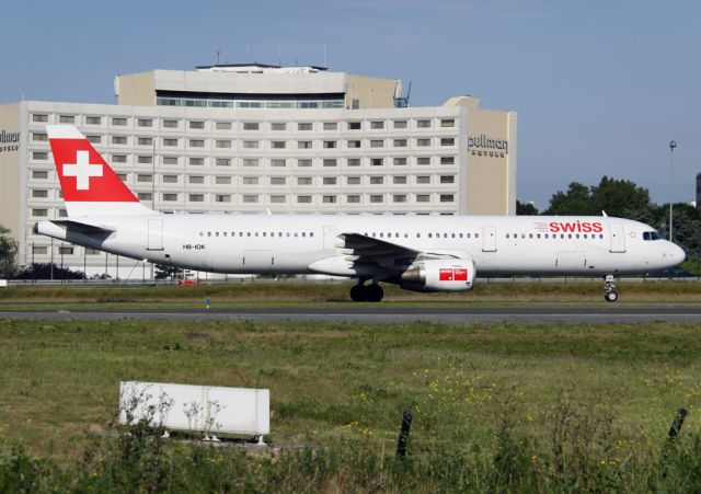 Airbus A321 (HB-IOK)