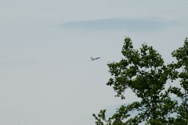 Gulfstream Aerospace Gulfstream IV (N718JS) - Visual Runway 24