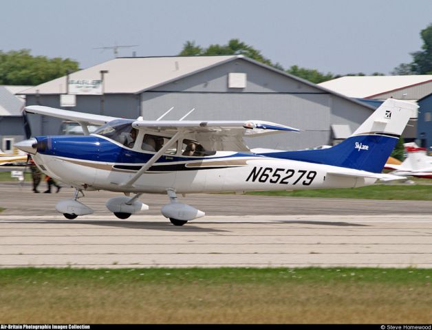 Cessna Skylane (N65279) - 182 turbo G1000 2004