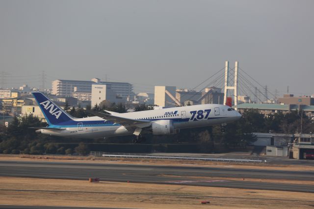 Boeing 787-8 (JA807A)