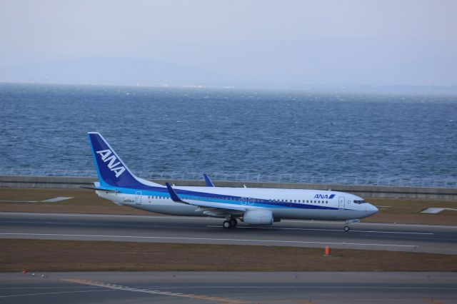 Boeing 737-800 (JA69AN)