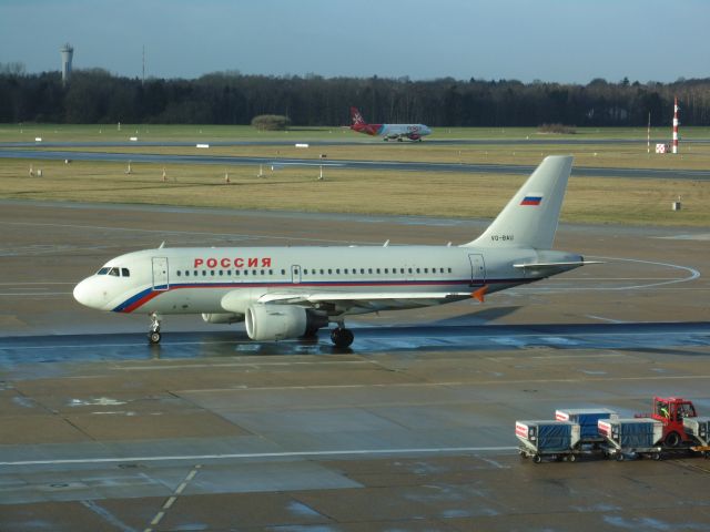Airbus A319 (VQ-BAU)
