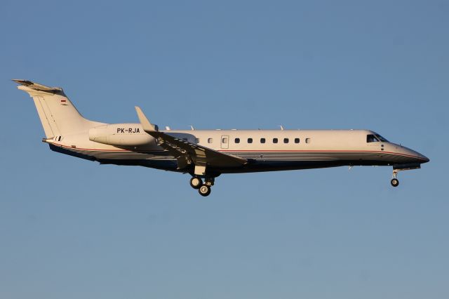 Embraer ERJ-135 (PK-RJA)