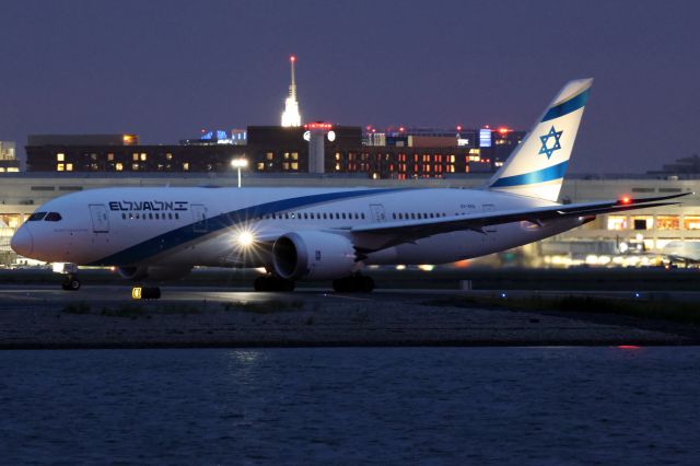 Boeing 787-8 (4X-ERA)