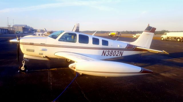 Beechcraft Bonanza (36) (NE802N)