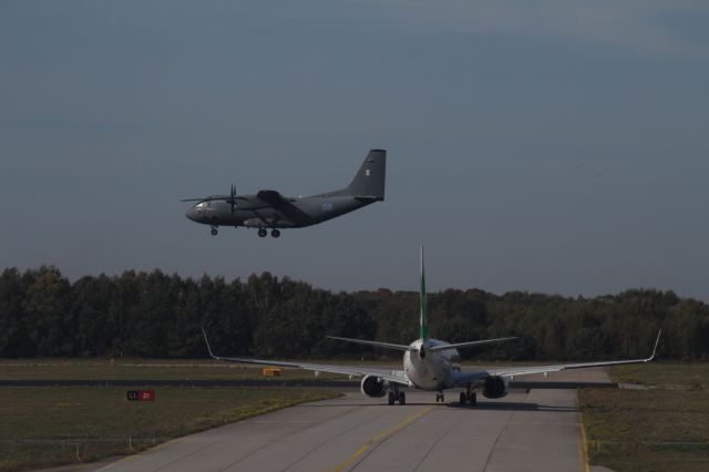 — — - Military aircraft, an Alenia C-27J Spartan from Lithuania lands at Eindhoven Airport (Holland). (Saturday, October 13th, 2018).