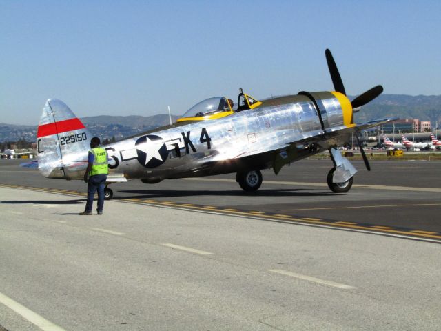 REPUBLIC Thunderbolt (N47DM) - Taxiing to RWY 20R