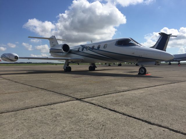 Learjet 35 (N35RT) - Best lear looking Ive ever seen