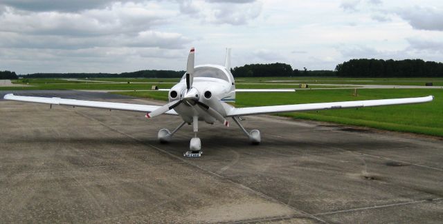 Cessna 350 (N1112L)