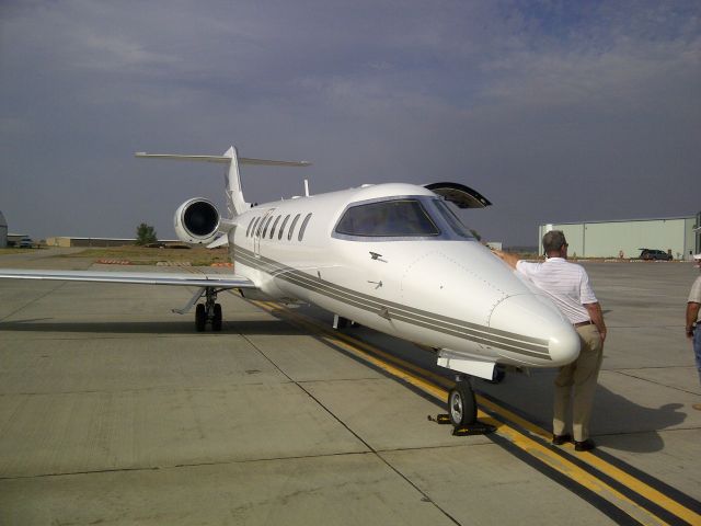 Learjet 45 (N543CM)