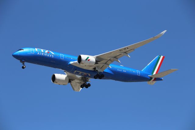 Airbus A350-900 (EI-IFA)