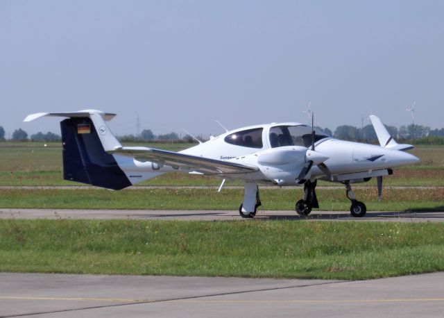 Diamond Twin Star (D-GFRA)