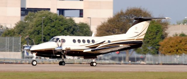 Beechcraft Super King Air 200 (N151RR)