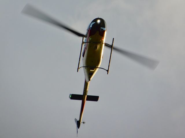 Bell JetRanger (N539AE) - Air Evac 87 flying over Fireman’s Park in Cleveland, MS on approach to Bolivar Medical Center 
