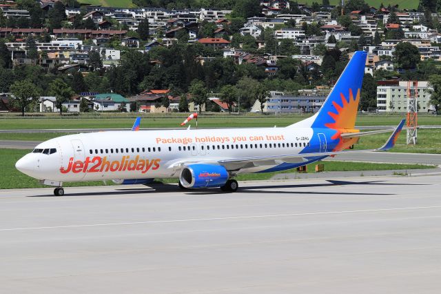 Boeing 737-800 (G-JZHU)
