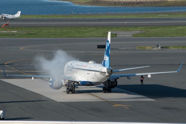 Embraer ERJ-190 (N183JB) - Cold engine start "Fewer Delays, Faster Flights."