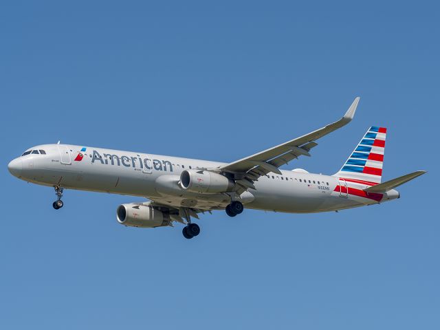 Airbus A321 (N166NN) - 8/2/2020