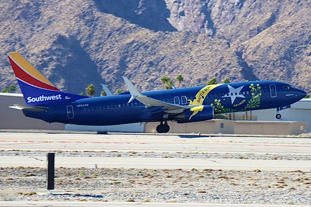 Boeing 737-700 (N8646B) - Nevada One