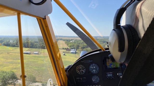 Piper Cherokee (N4325T) - Real Flying. 