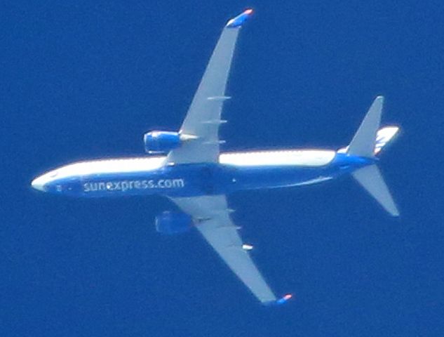 Boeing 737-800 (D-ASXB) - LIAISON DUSSELDORF /FUERTEVENTURA VERTICAL COTE VENDEENNE 37000 FT