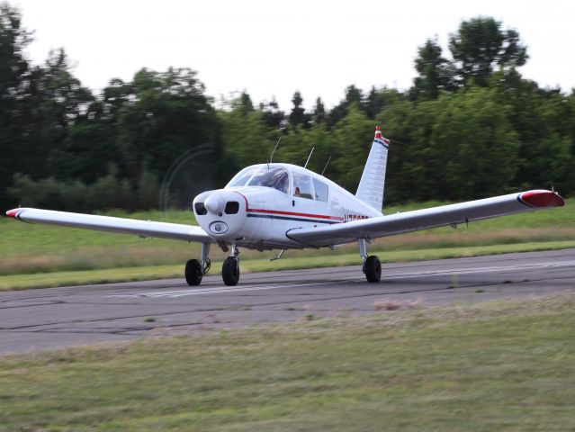 — — - N7595R