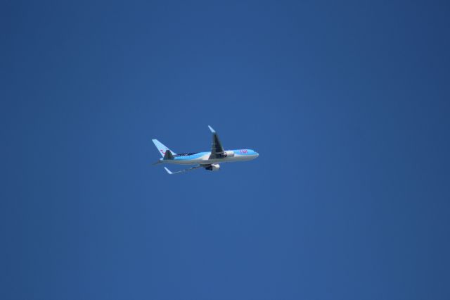 BOEING 767-300 (OO-JNL)