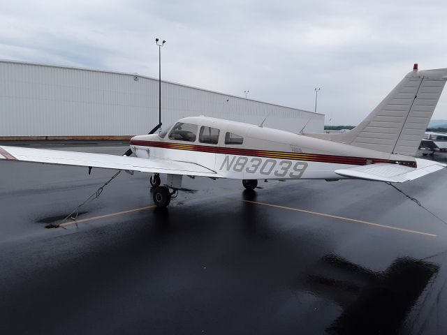 Piper Cherokee (N83039)