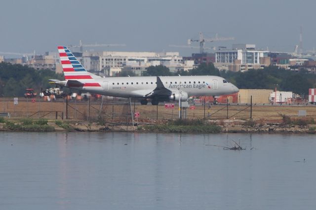 Embraer 170/175 (N434YX)