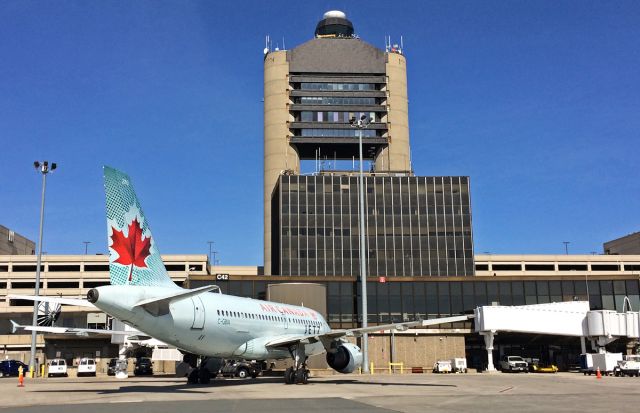 Airbus A319 (C-GBIA) - MLB Charter Toronto Blue Jays 