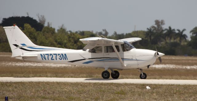 Cessna Skyhawk (N7273M)