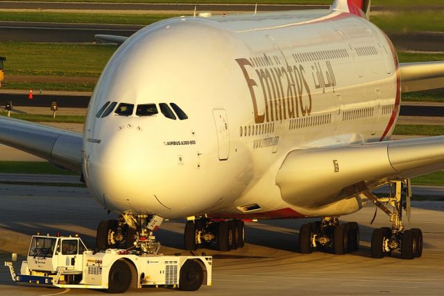 Airbus A380-800 (A6-EDE)