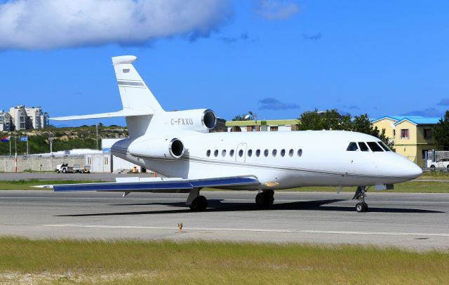 Dassault Falcon 900 (C-FXXU)