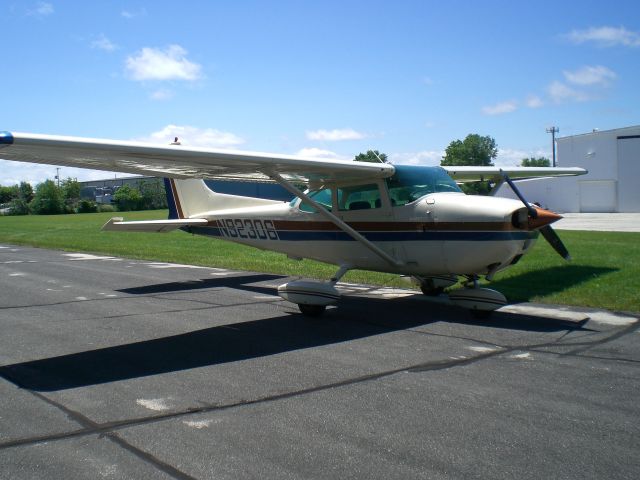 Cessna Skyhawk (N92306)