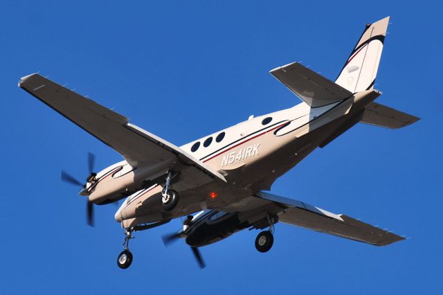 Beechcraft King Air 90 (N541RK)