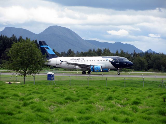 Airbus A319 (XA-NCA)