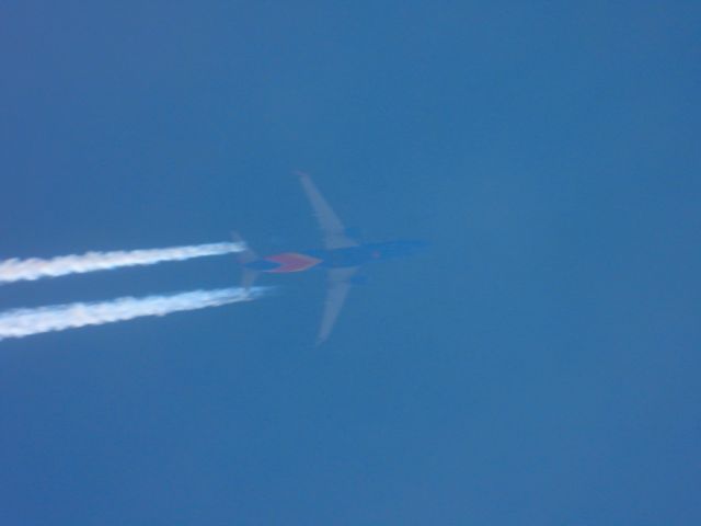 Boeing 737-800 (N8581Z)