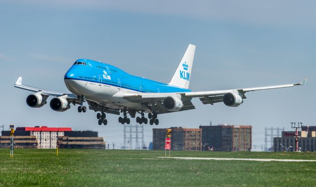 Boeing 747-400 (PH-BFS)