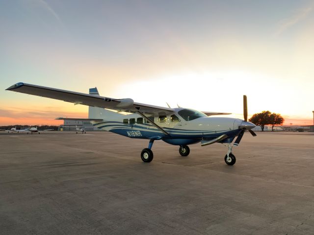 Cessna Caravan (N18NR)