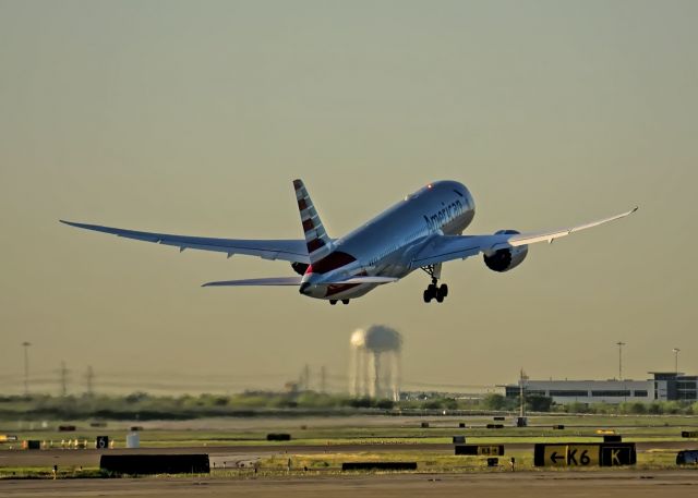 Boeing 787-8 —