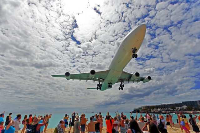 Airbus A340-300 (F-GLZU) - Incredible Maho Beach...