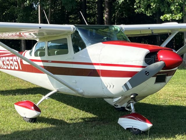 Cessna Skylane (N3556Y)