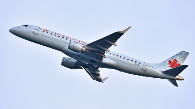 Embraer ERJ-190 (C-FNAN) - Air Canada Embraer ERJ-190 (C-FNAN) departs KRDU Rwy 5R on 9/12/2018 at 6:38 pm.