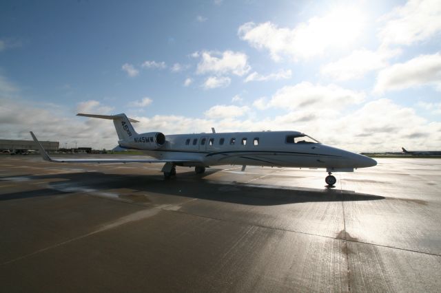 Learjet 45 (N145MW) - 45-400