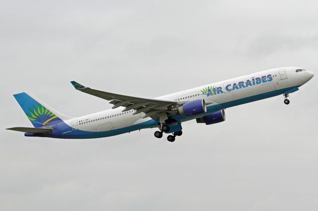 Airbus A330-300 (F-ORLY)