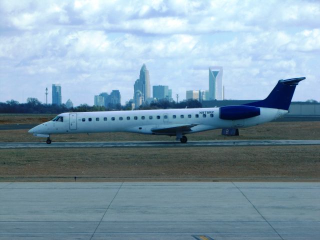 Embraer ERJ-145 (N978RP)